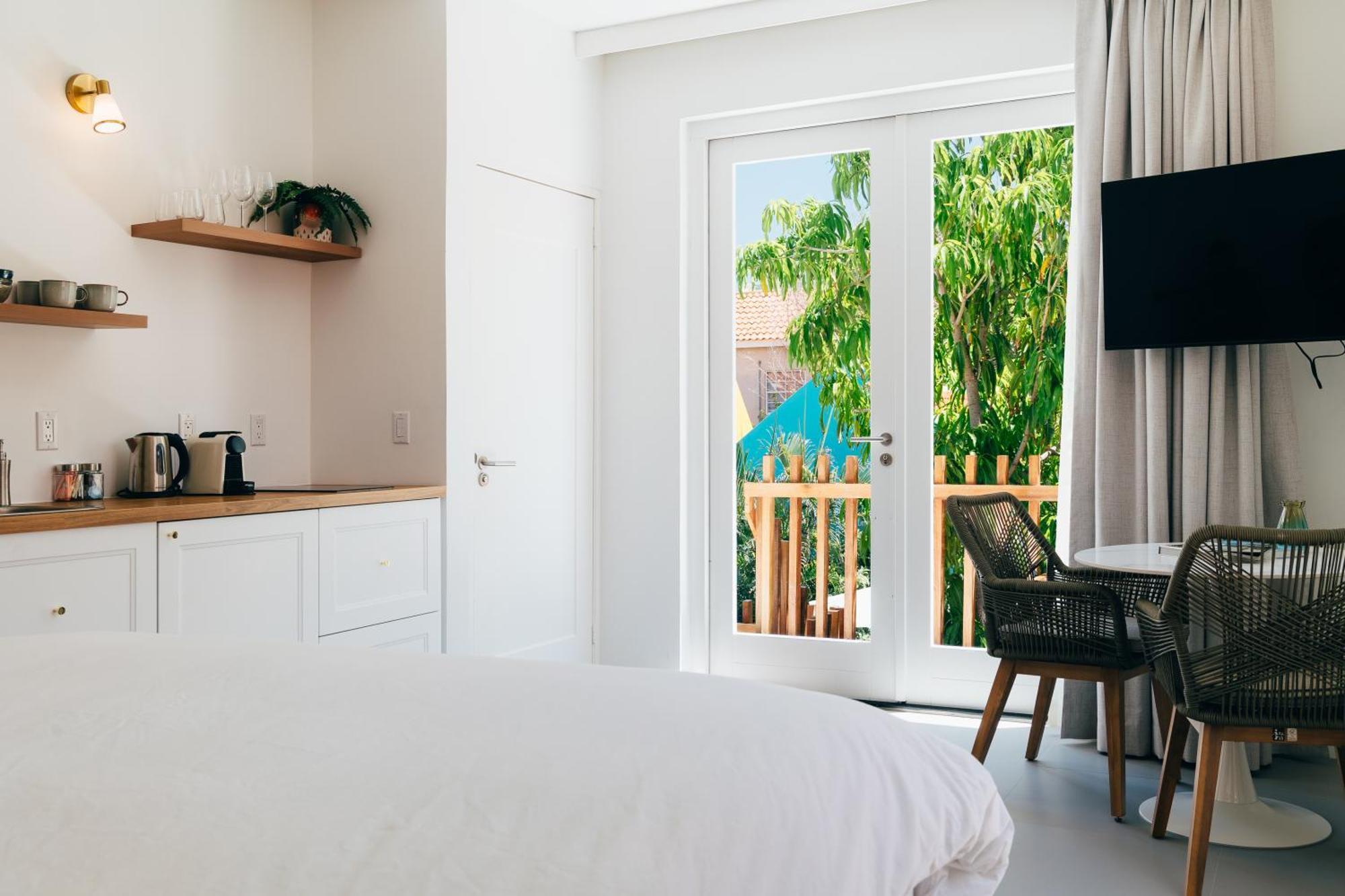 Pietermaai Oasis Aparthotel Willemstad Exterior photo